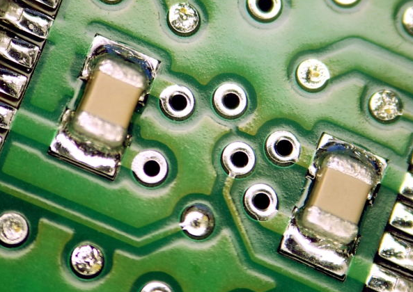 PCB電路板導(dǎo)通孔塞孔的原因分析